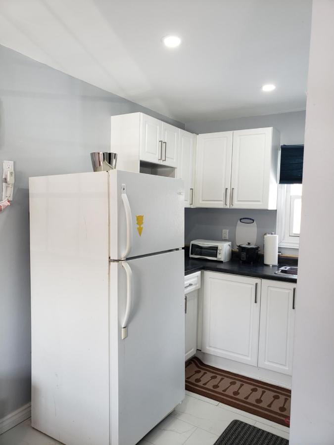 Lakeview Motel & Cottage Кинкардин Экстерьер фото
