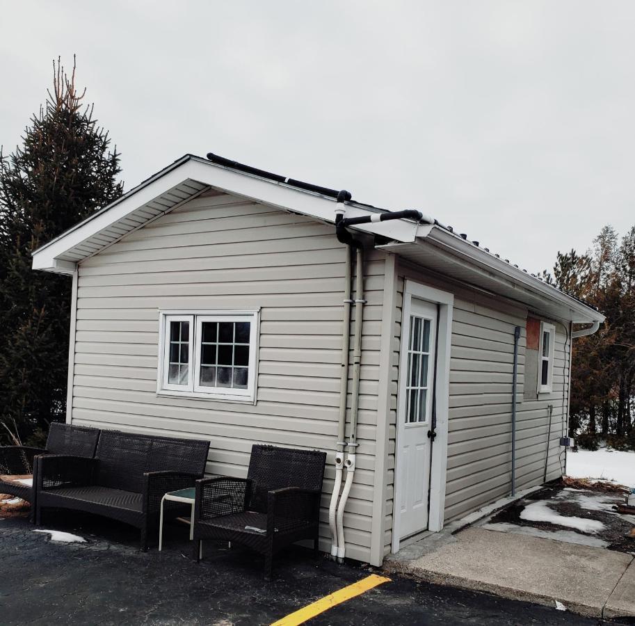 Lakeview Motel & Cottage Кинкардин Экстерьер фото