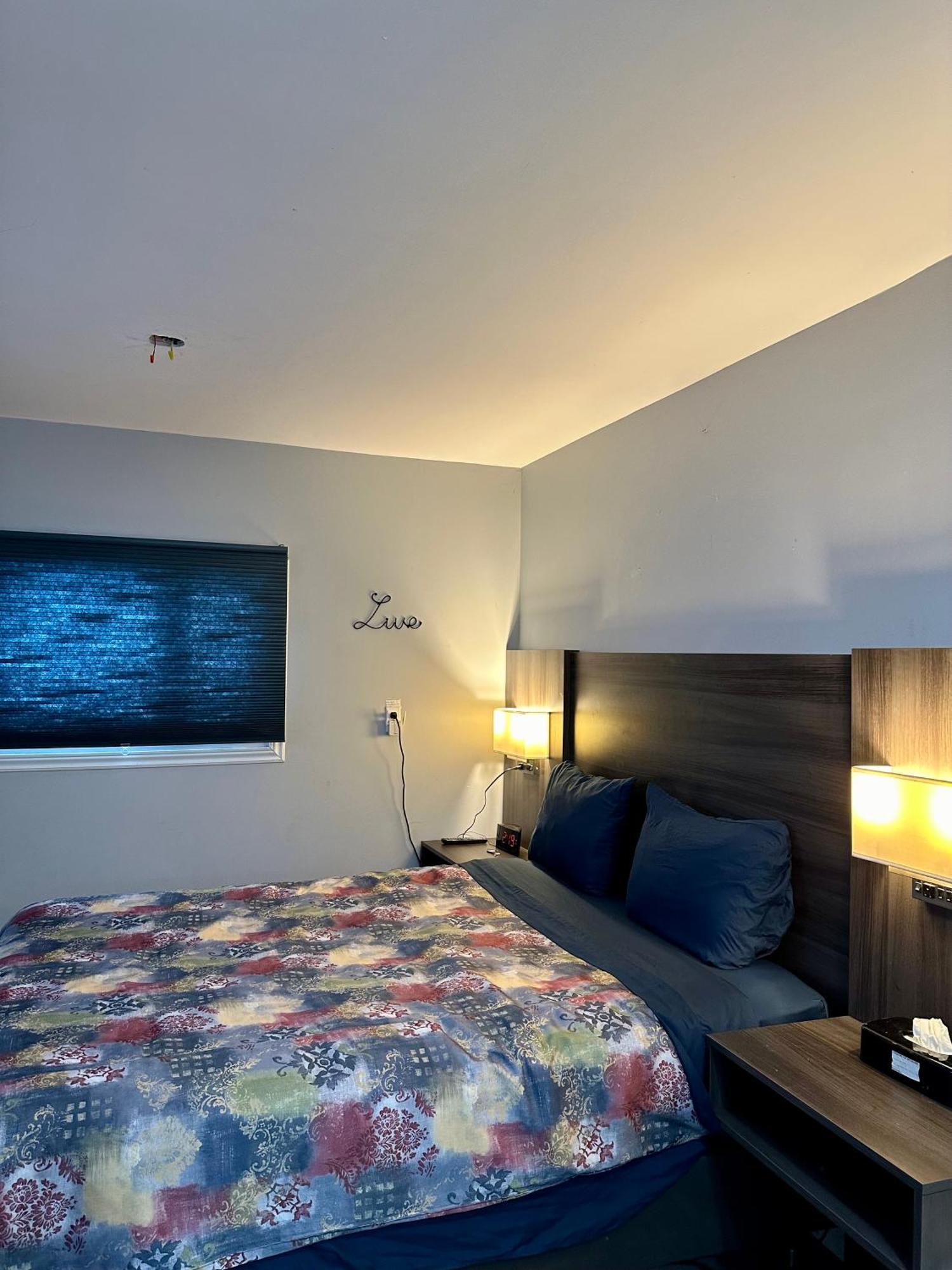 Lakeview Motel & Cottage Кинкардин Экстерьер фото